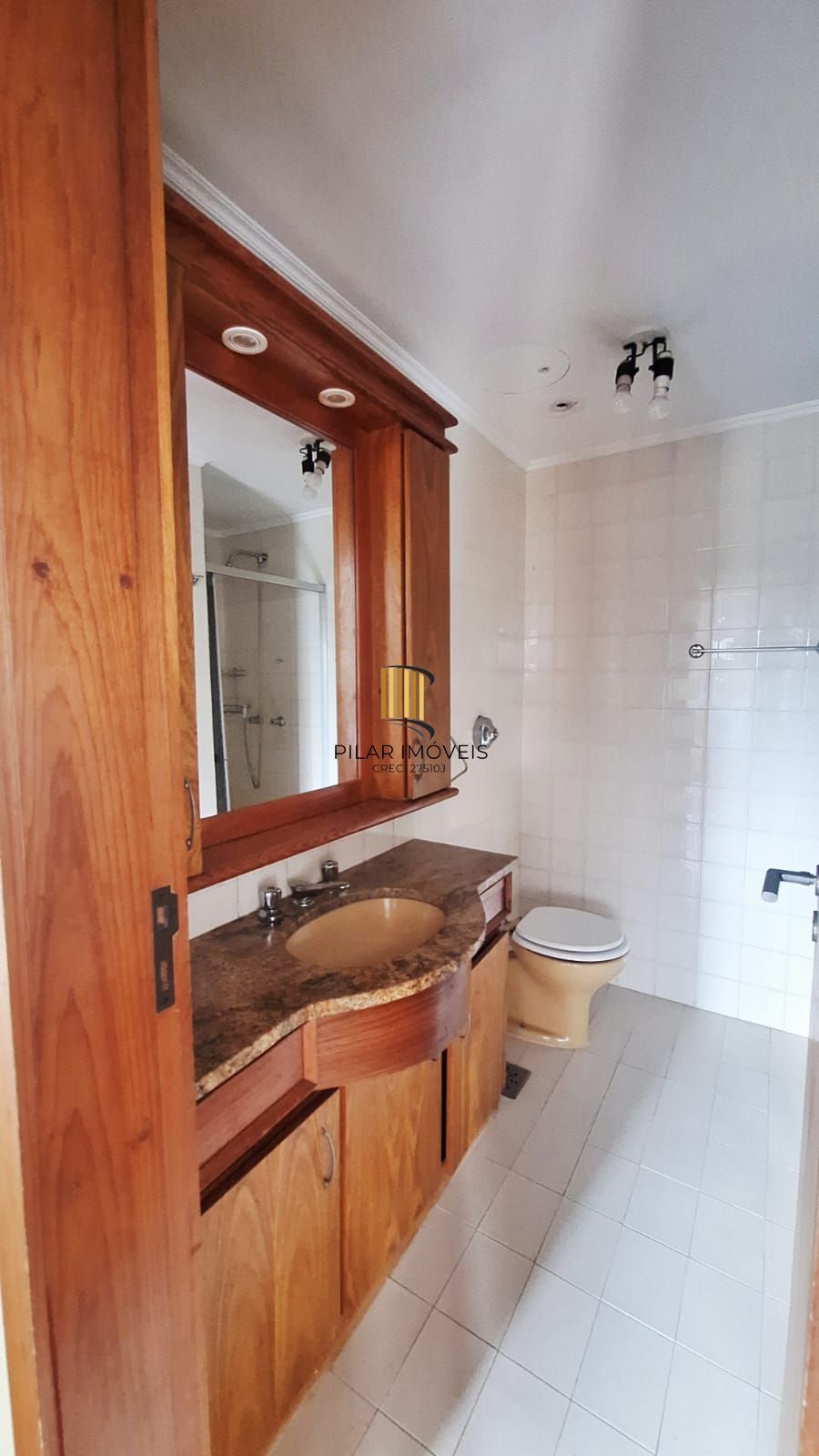 Apartamento 2 dormitórios bairro Jardim Botânico