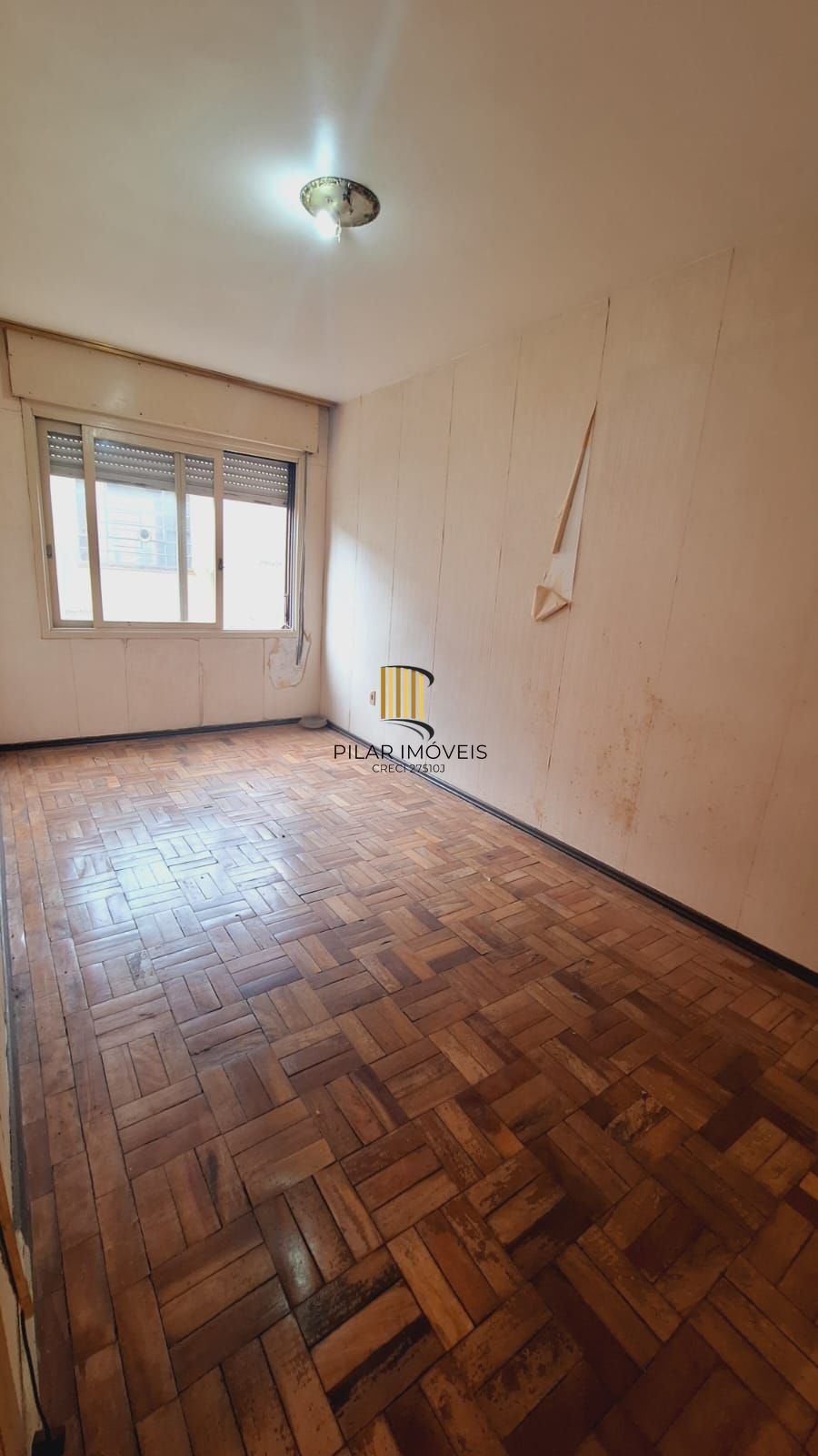 Apartamento para reformar  de 2 dormitórios com vista privilegiada