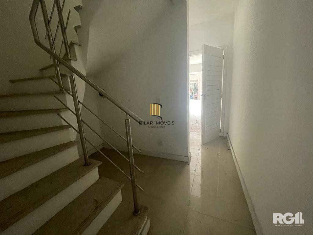 Casa com 3 suítes, vista para o Guaíba, 3 vagas, no bairro Cristal, Porto Alegre, RS