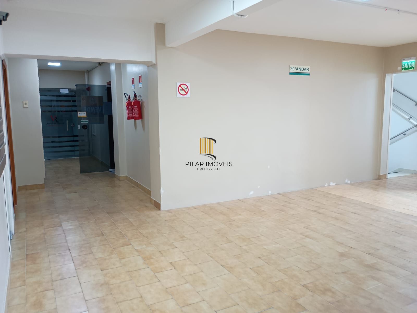 Sala comercial na praça da Alfandega