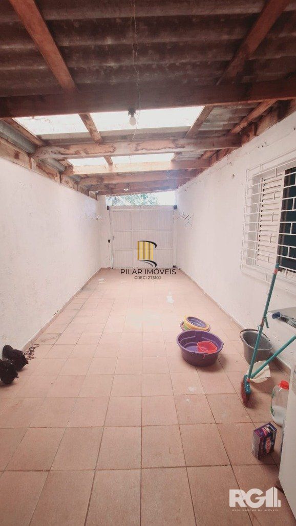 CASA COM 3 DORMITÓRIOS, 5 VAGAS, NO BAIRRO JARDIM CARVALHO, PORTO ALEGRE RS