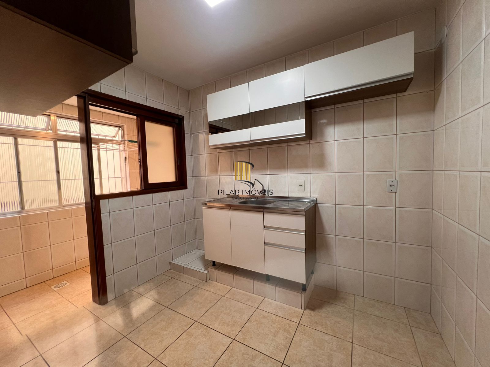 Apartamento com 2 dormitórios,1 vaga, no bairro Cristo Redentor, em Porto Alegre