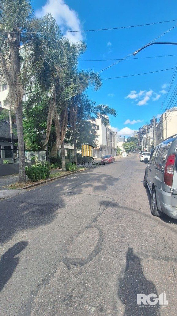 Apartamento com 2 dormitórios, 1 vaga coberta, no bairro Petrópolis, em  Porto Alegre, RS