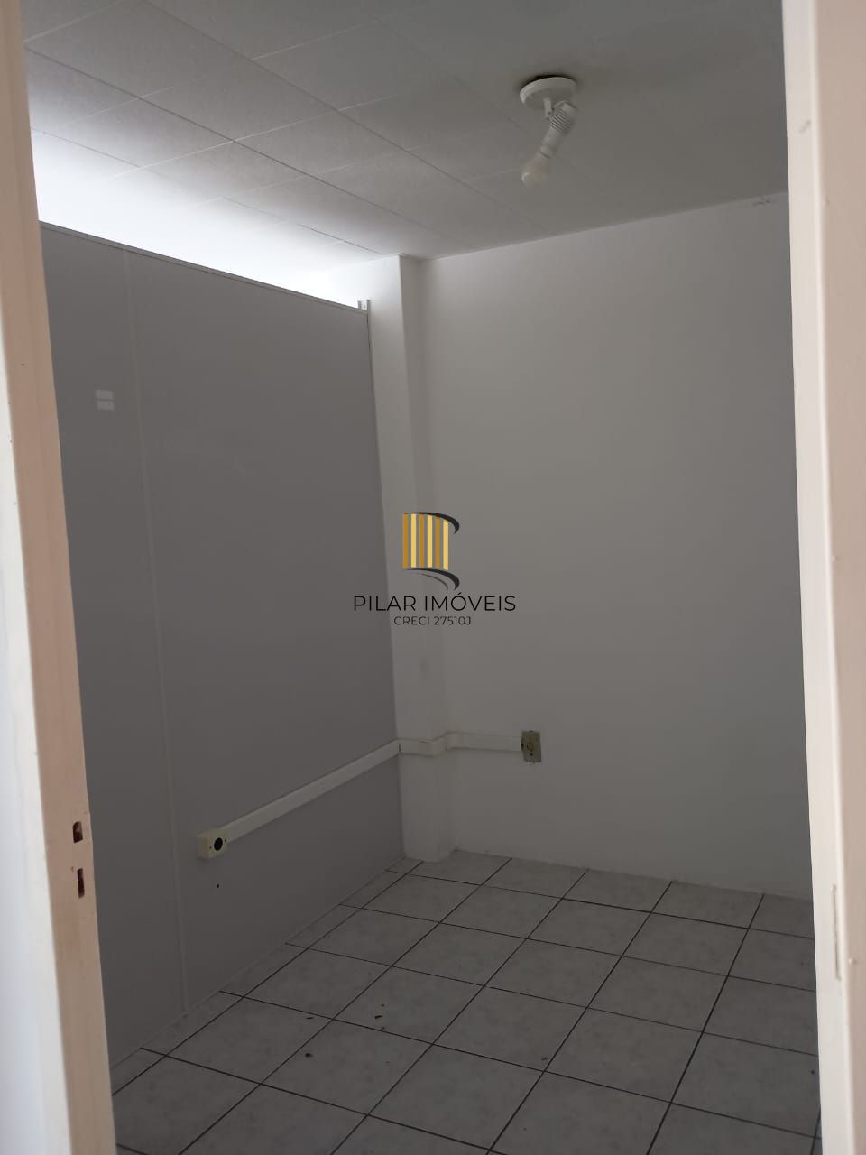 Sala comercial na praça da Alfandega