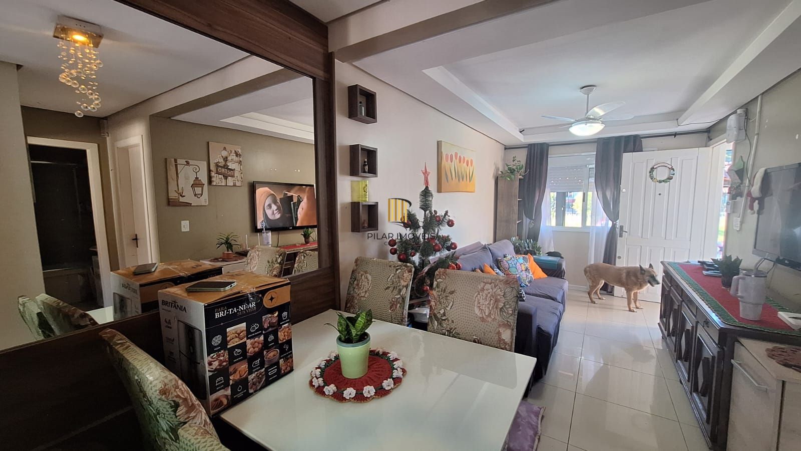 Casa com 2 dormitórios, 1 vaga, no bairro Hípica, em Porto Alegre, RS