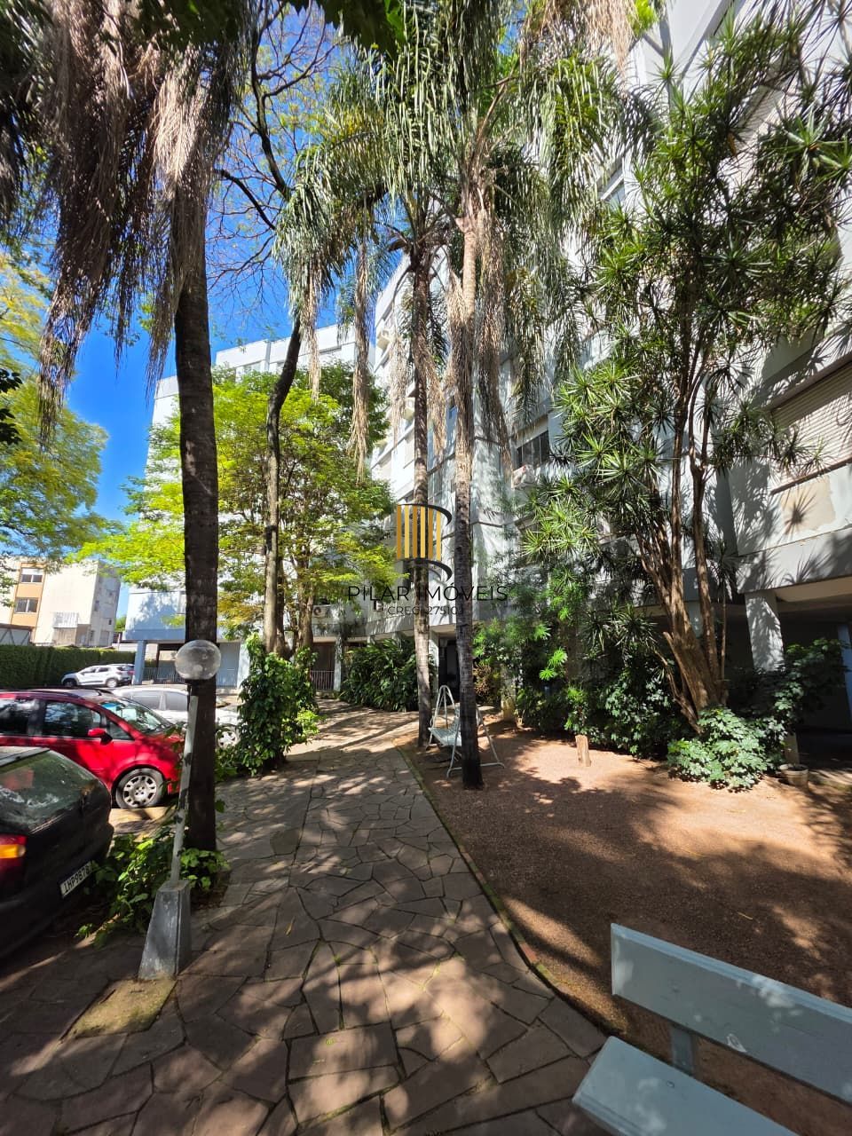 Apartamento 1 dormitório, 1 vaga coberta, portaria , elevador, vista, salao de festas, no bairro Santana, Porto Alegre, RS