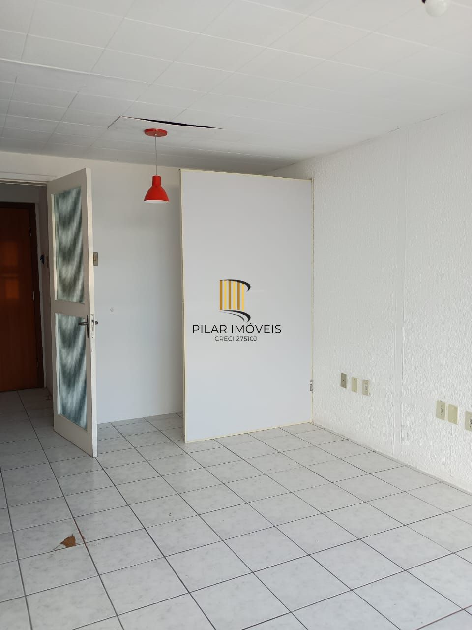 Sala comercial na praça da Alfandega