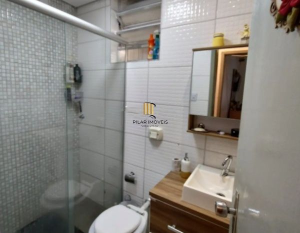Apartamento de 2 dormitórios com churrasqueira, no Bairro Jardim Botânico