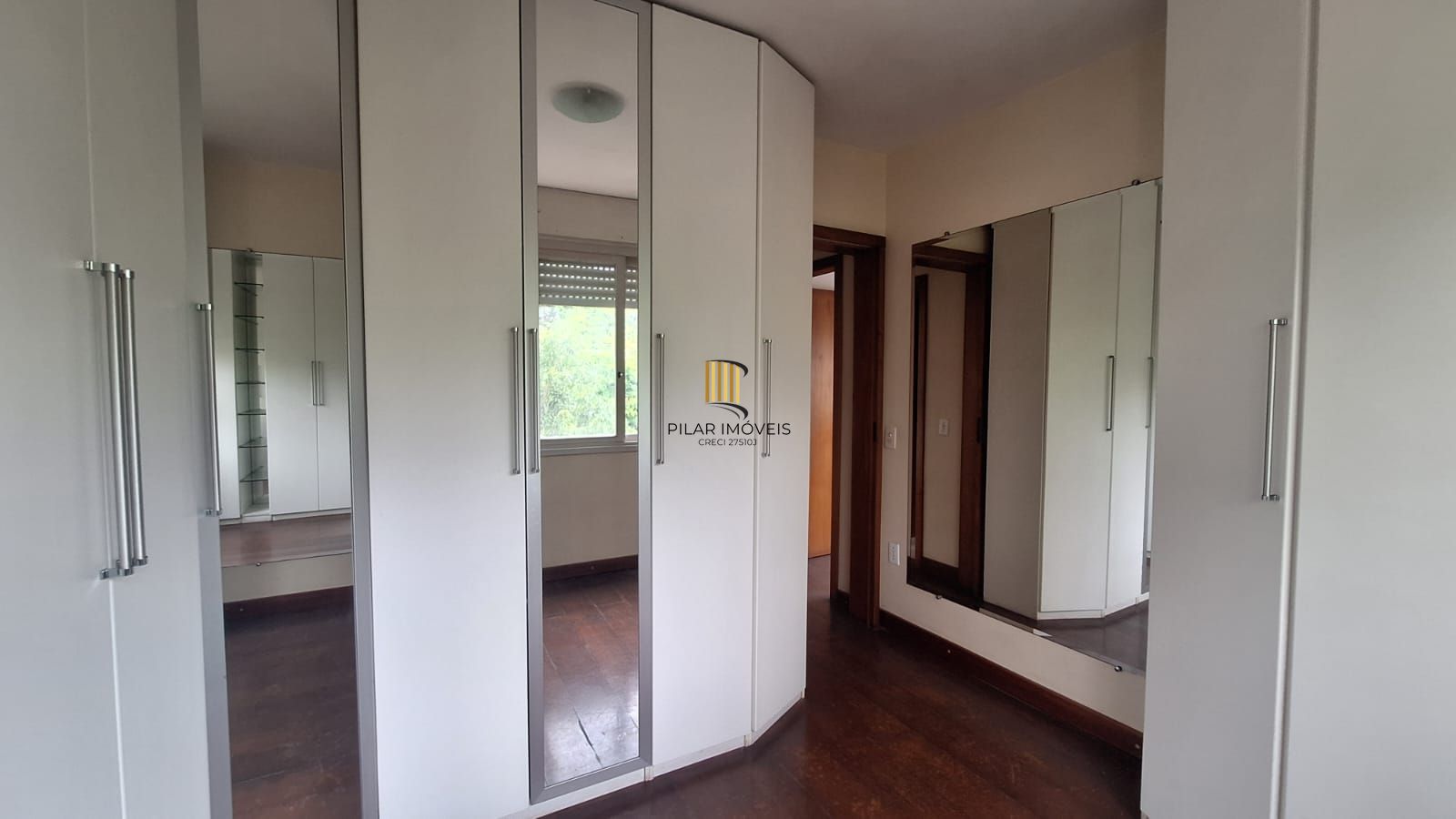 Apartamento 2 dormitórios bairro Jardim Botânico