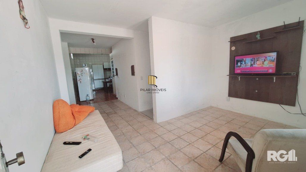 CASA COM 3 DORMITÓRIOS, 5 VAGAS, NO BAIRRO JARDIM CARVALHO, PORTO ALEGRE RS