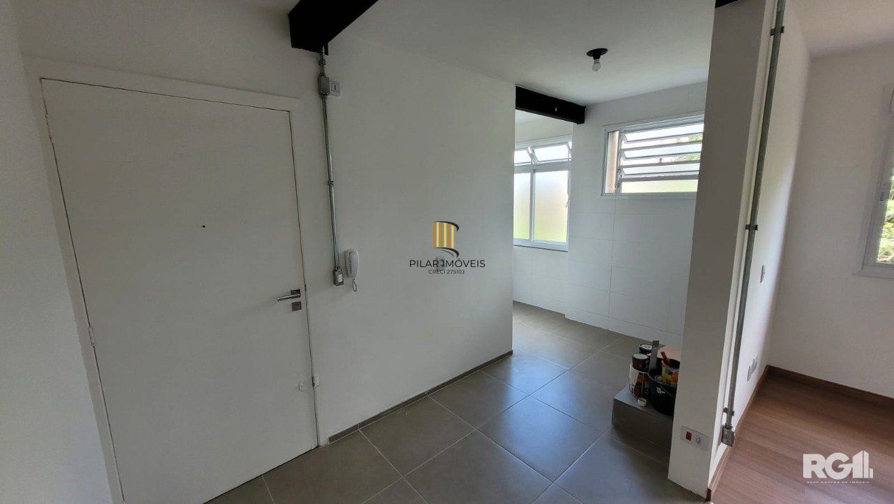 Apartamento com 2 dormitórios, 1 vaga, no bairro Teresópolis, Porto Algre, RS