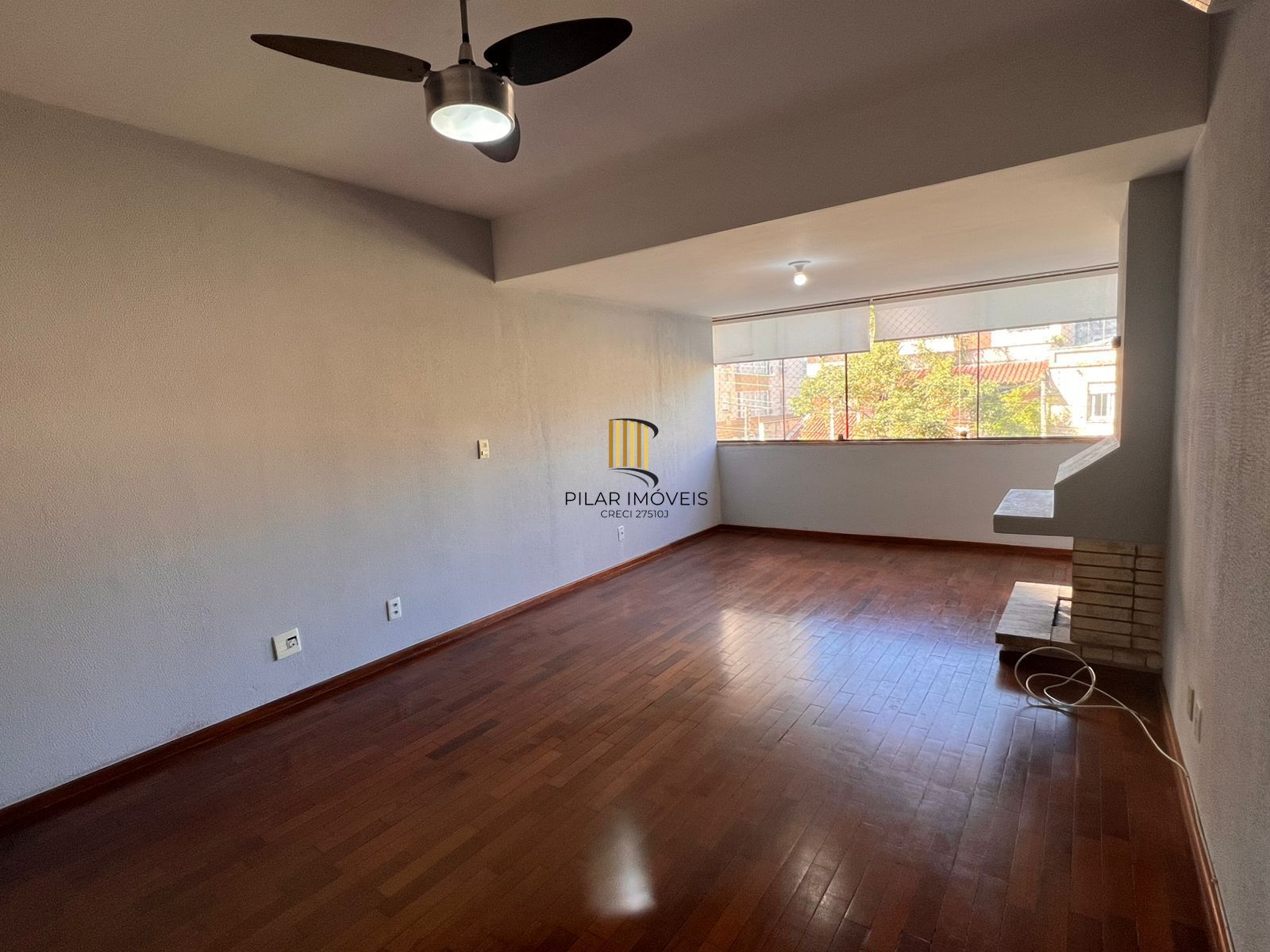 Apartamento com 2 dormitórios,1 vaga, no bairro Cristo Redentor, em Porto Alegre