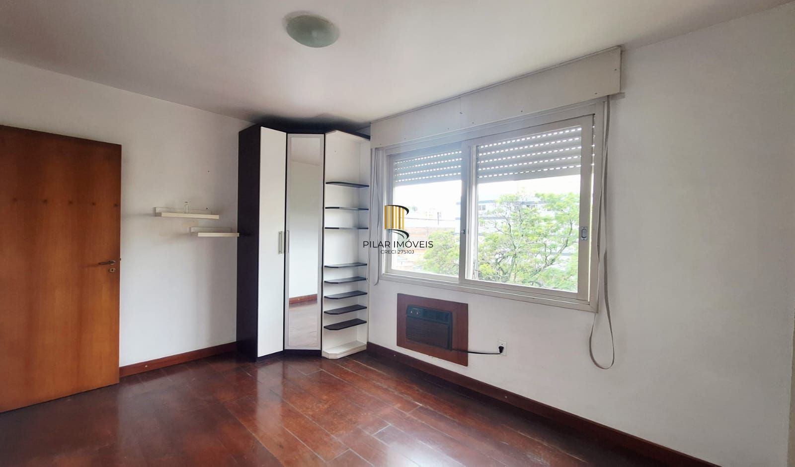 Apartamento 2 dormitórios bairro Jardim Botânico