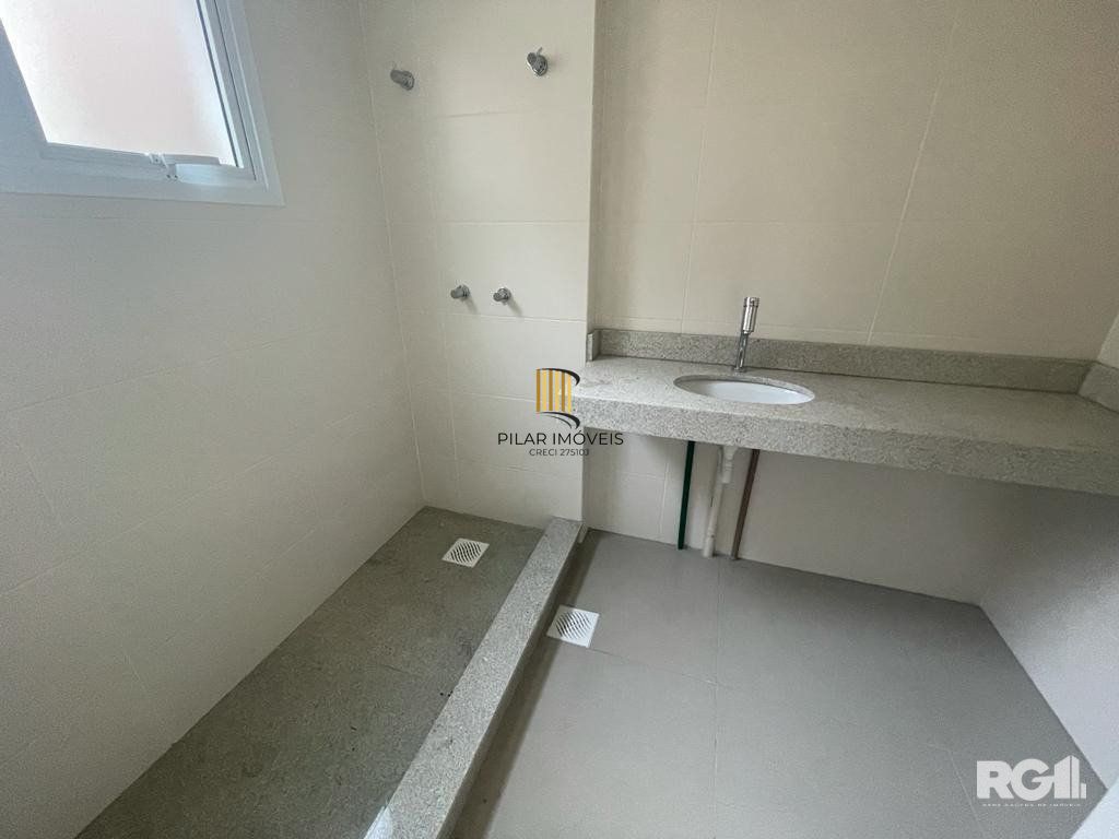 Casa com 3 suítes, vista para o Guaíba, 3 vagas, no bairro Cristal, Porto Alegre, RS