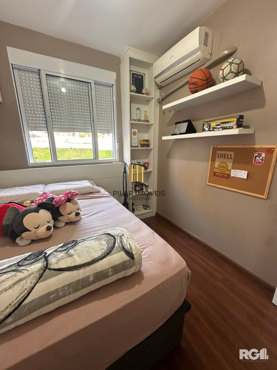Apartamento com 2 dormitórios, 1 vaga, no bairro Camaquã, Porto Alegre, RS.