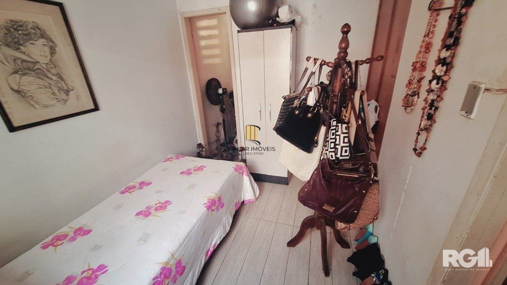 Apartamento com 3 dormitórios, 2 banheiros, 1 vaga no bairro Petrópolis em Porto Alegre, RS