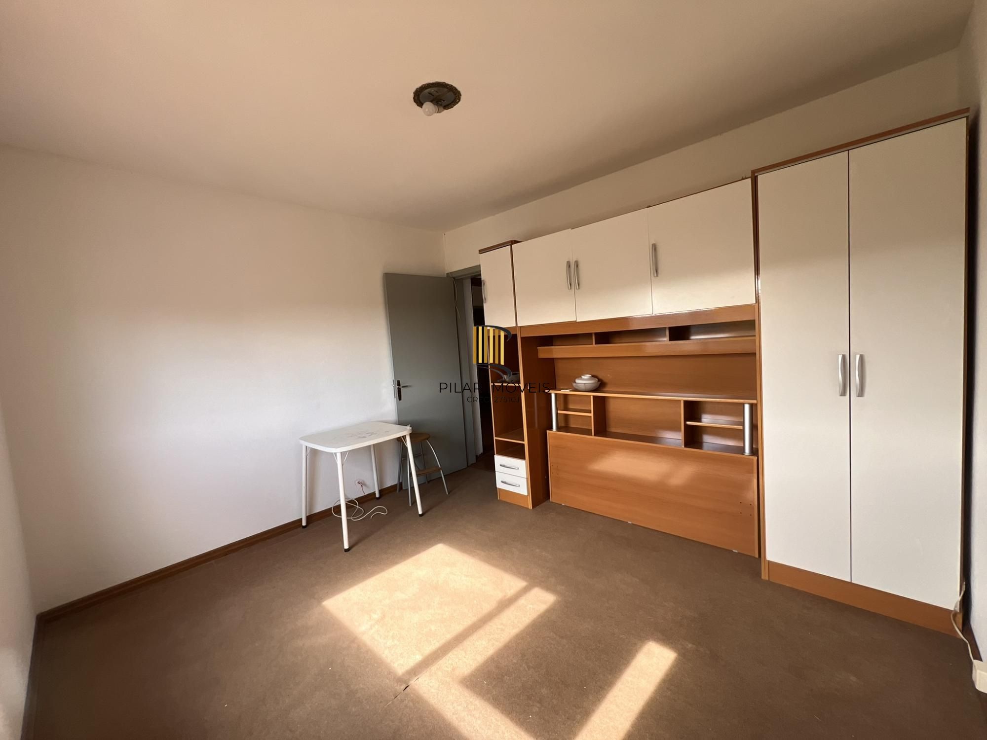 Apartamento com 2 dormitórios, 1 vaga no bairro Glória, em Porto Alegre, RS