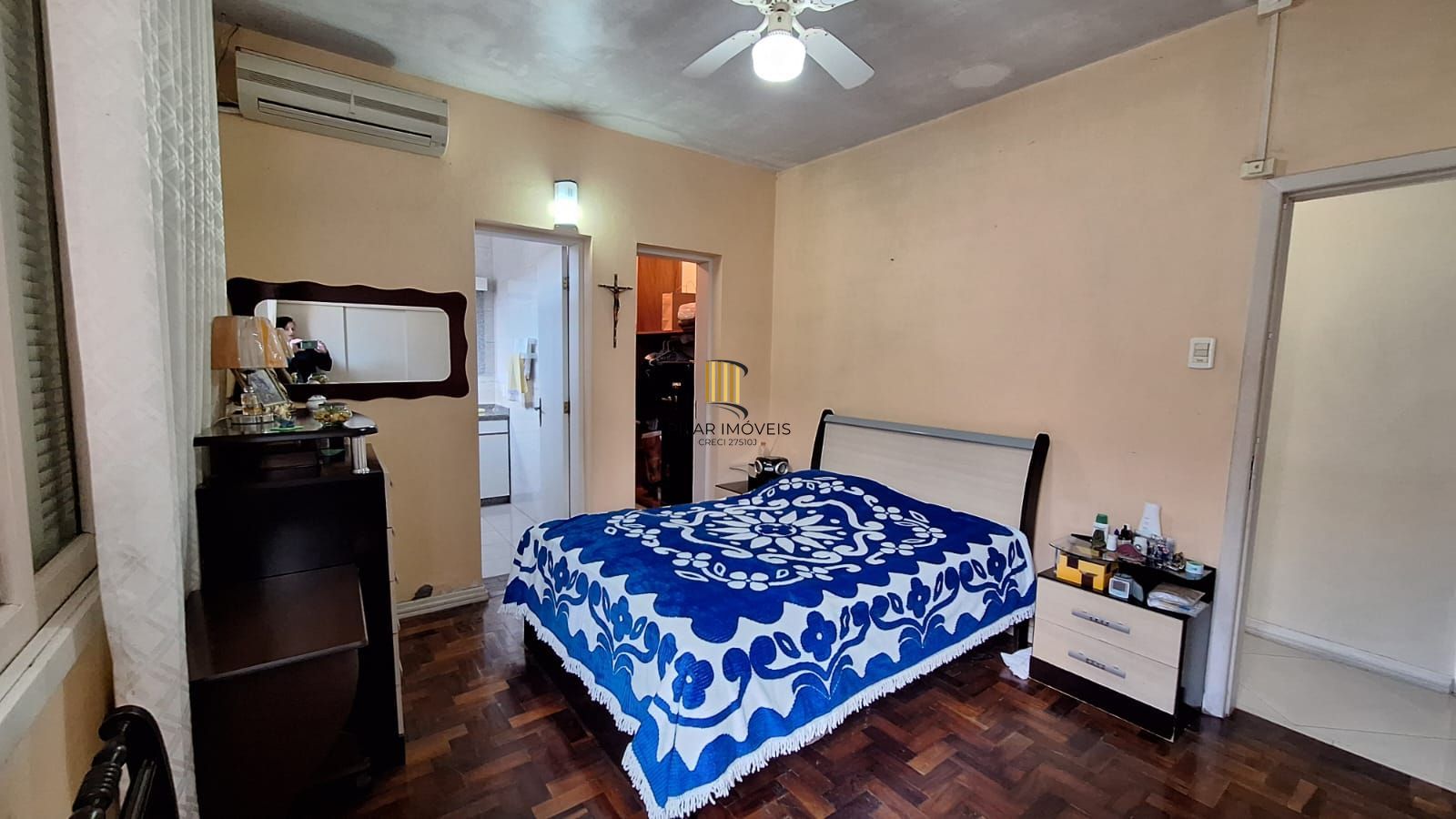 Casa com 4 dormitórios, piscina, 4 vagas, no bairro Teresópolis, Porto Alegre,RS