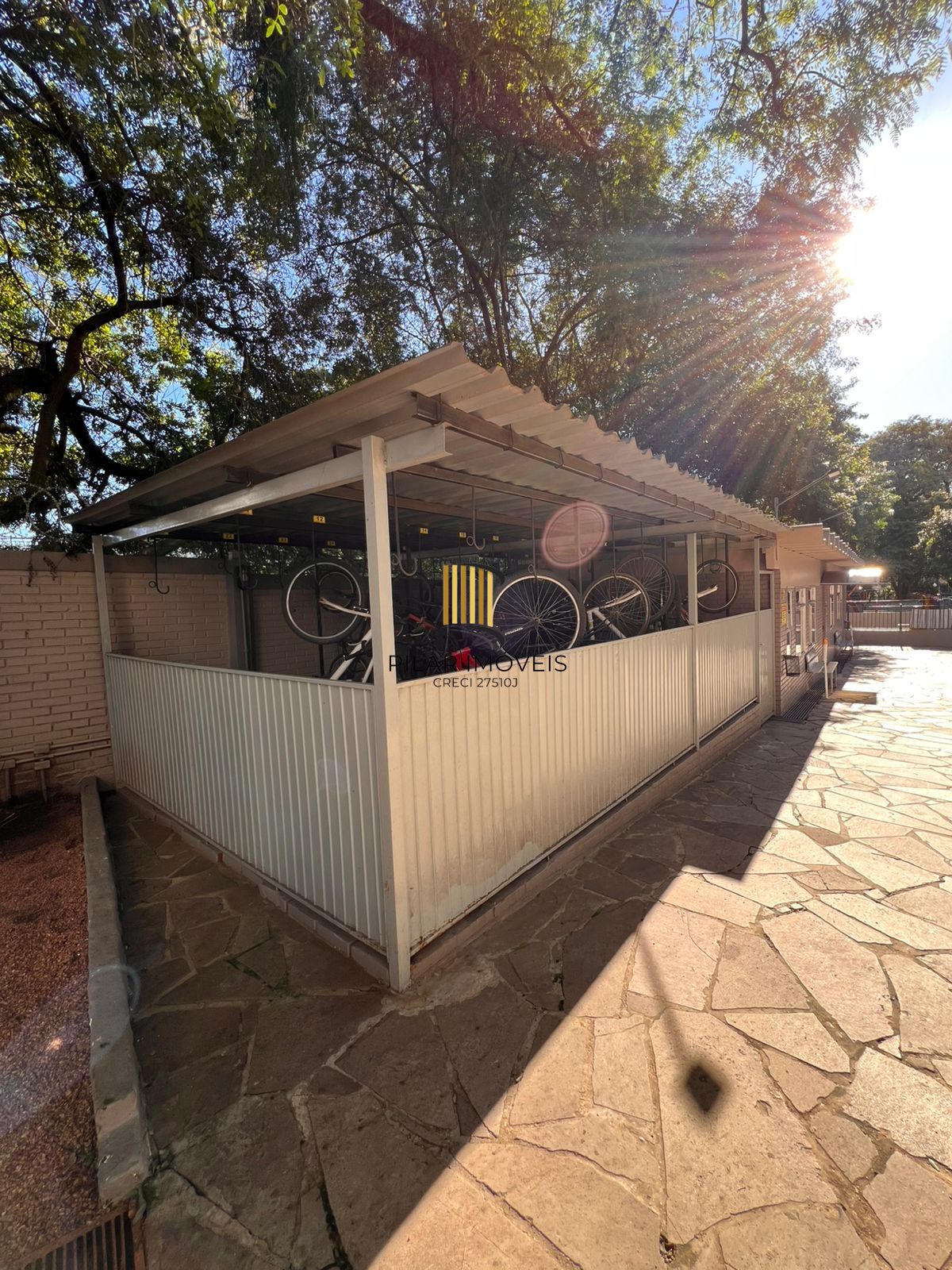 Apartamento com 3 dormitórios, 1 vaga, no bairro Cristal, Porto Alegre, RS