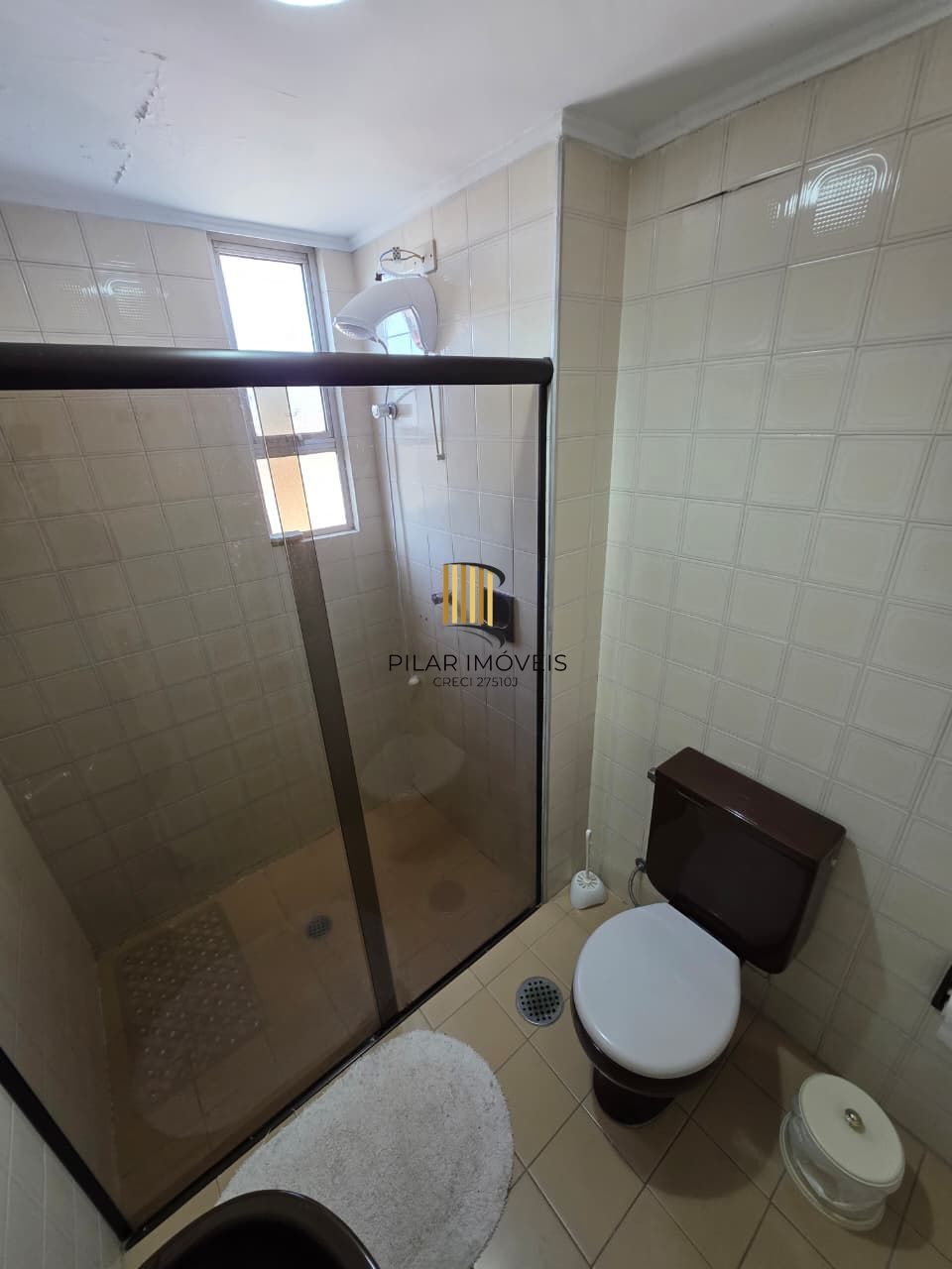 Apartamento 1 dormitório, 1 vaga coberta, portaria , elevador, vista, salao de festas, no bairro Santana, Porto Alegre, RS