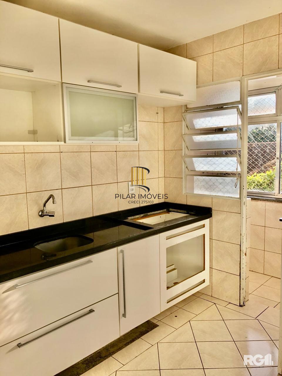Apartamento com 2 dormitórios, no bairro Tristeza, em Porto Alegre, RS