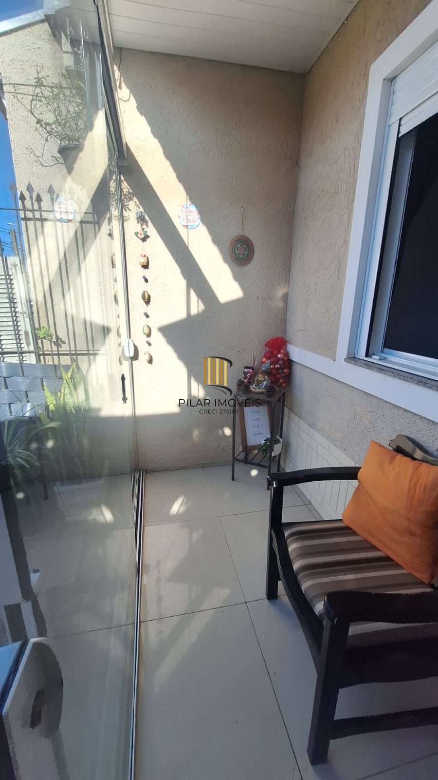 Casa com 2 dormitórios, 1 vaga, no bairro Hípica, em Porto Alegre, RS