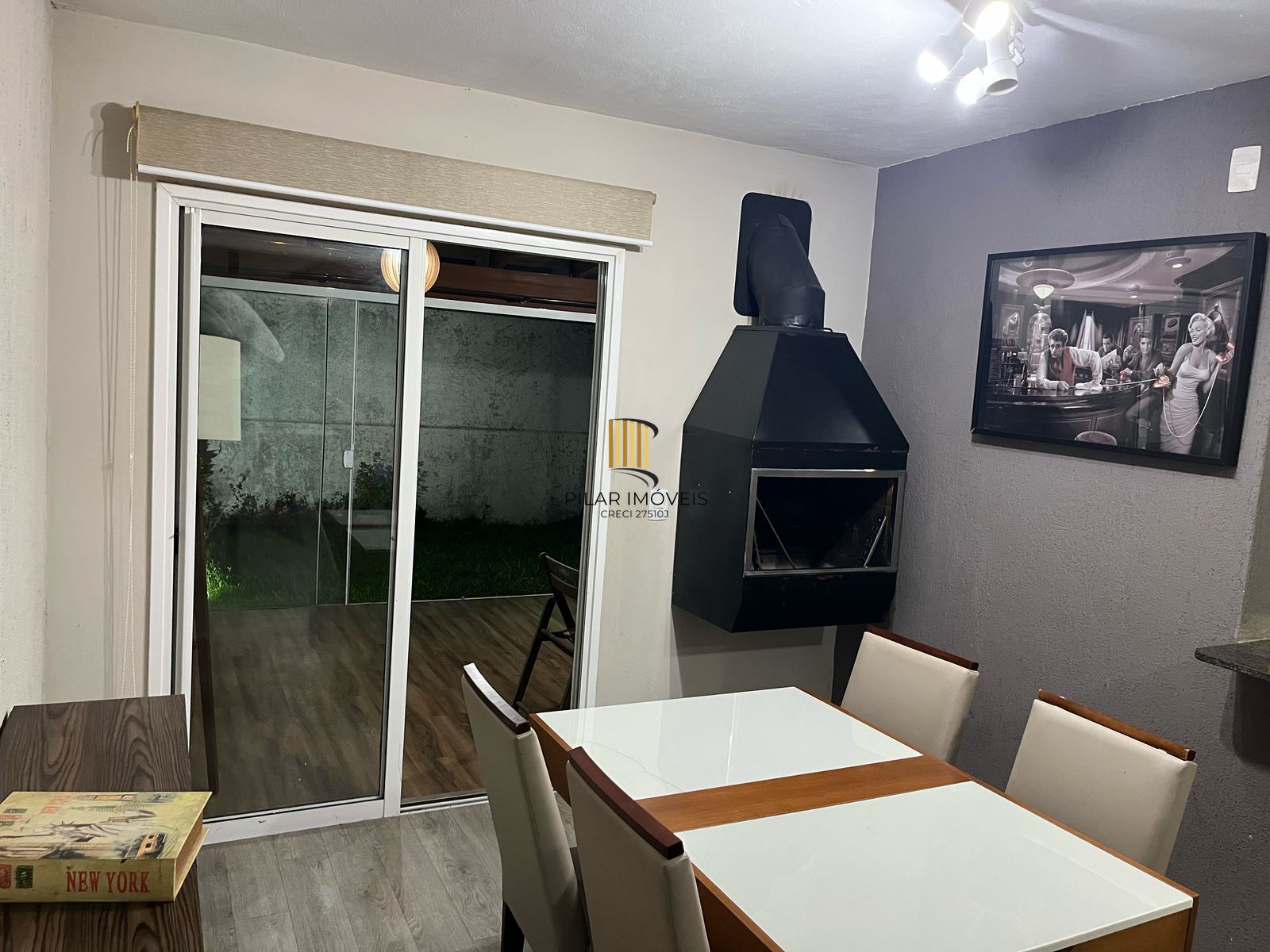 Casa com 3 dormitórios, 1 vaga no bairro Hípica e Porto Alegre, RS