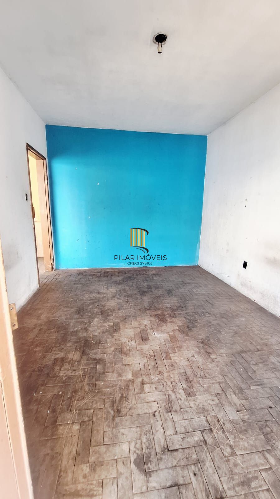 Oportunidade para Reforma no Centro – Próximo à Faculdade e Hospital- POA/RS
