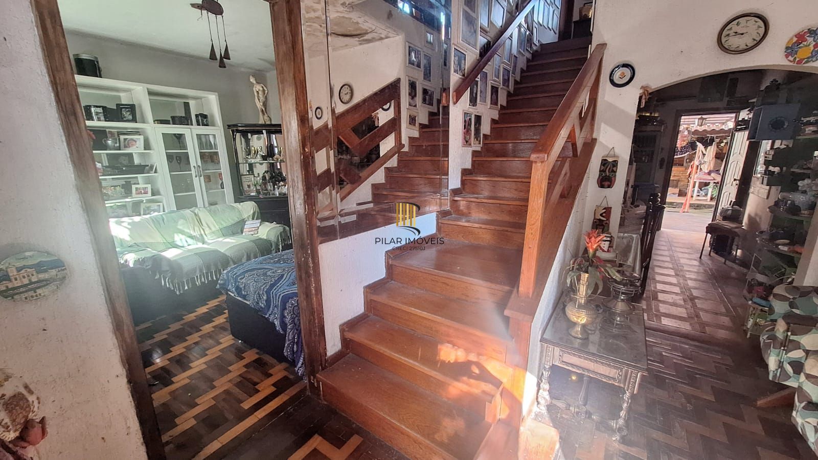 Casa com  5 quartos no bairro Petrópolis!