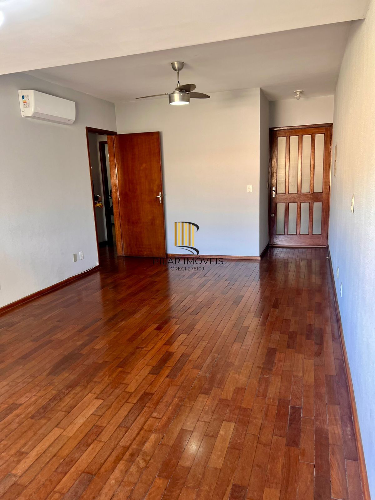 Apartamento com 2 dormitórios,1 vaga, no bairro Cristo Redentor, em Porto Alegre