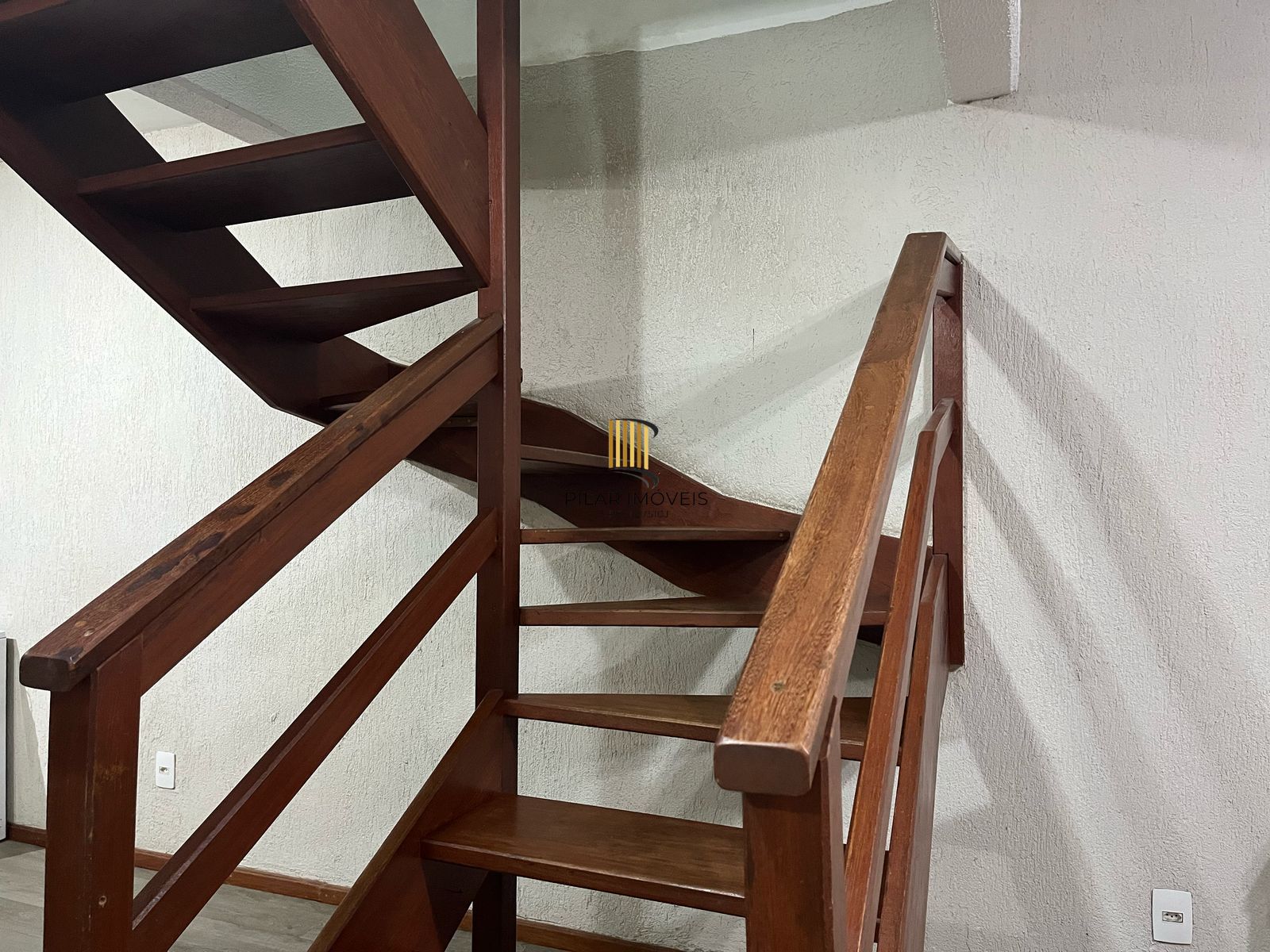 Casa com 3 dormitórios, 1 vaga no bairro Hípica e Porto Alegre, RS