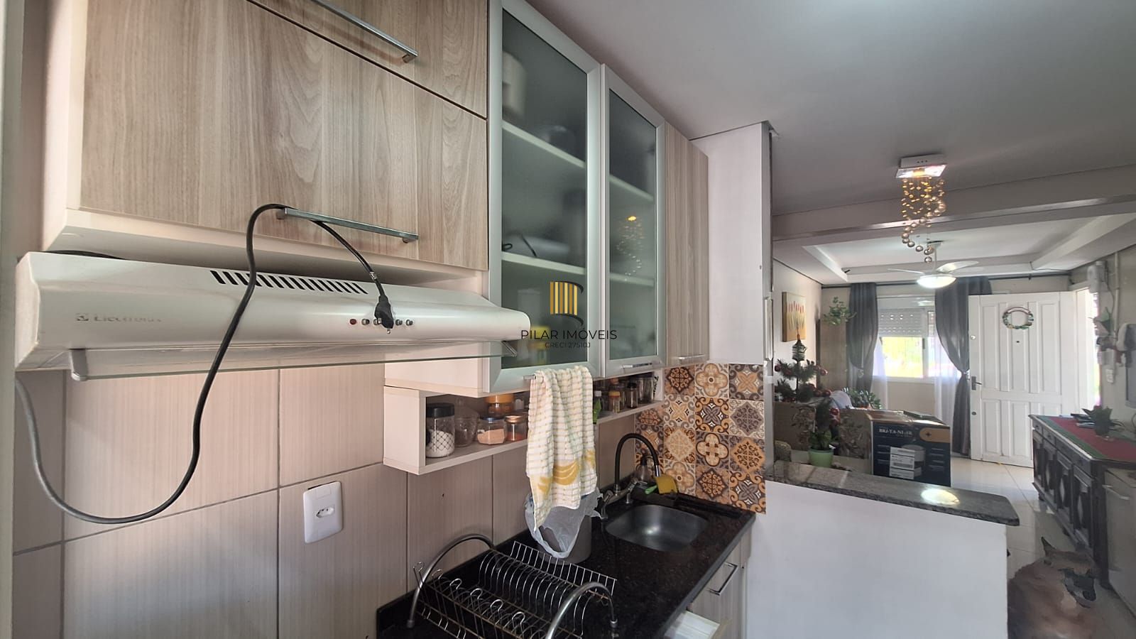 Casa com 2 dormitórios, 1 vaga, no bairro Hípica, em Porto Alegre, RS