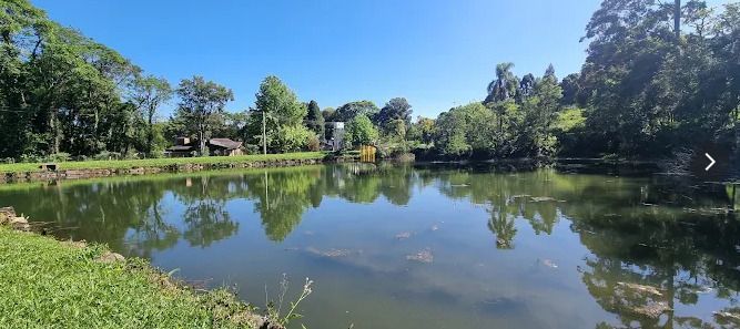 Terreno de 800m² no loteamento Vale dos Pinheiros, em Gramado, RS