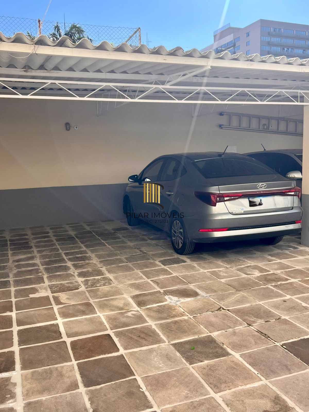 Apartamento com 2 dormitórios,1 vaga, no bairro Cristo Redentor, em Porto Alegre