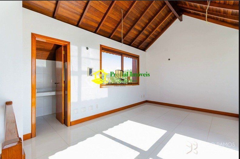 Casa Condominio para Venda - 395m², 3 dormitórios, sendo 1 suites, 3 vagas - Cri