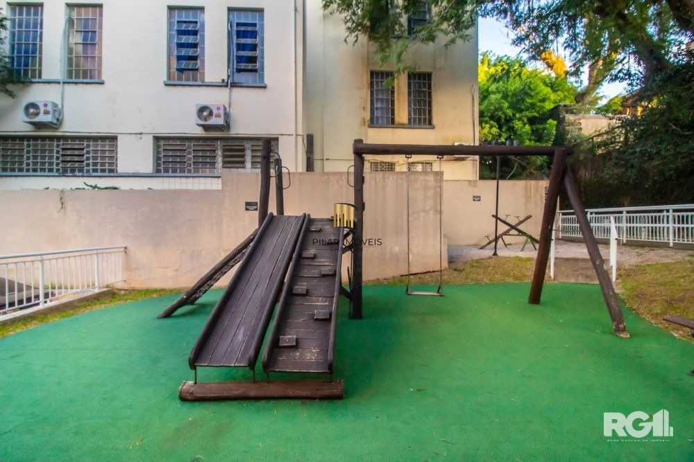 APARTAMENTO 3 DORMITÓRIOS A VENDA, NO BAIRRO TERESÓPOLIS.