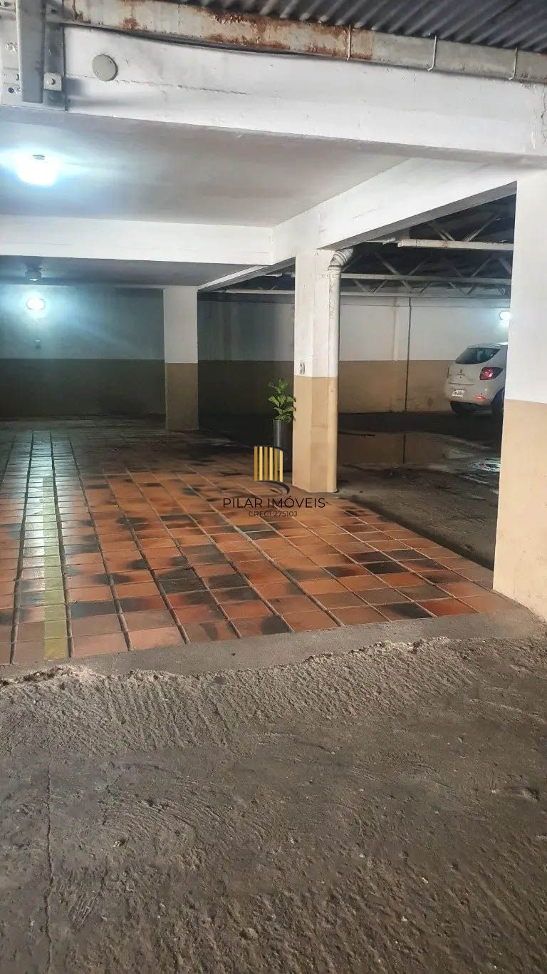 Cobertura 2 dormitórios Centro Histórico.