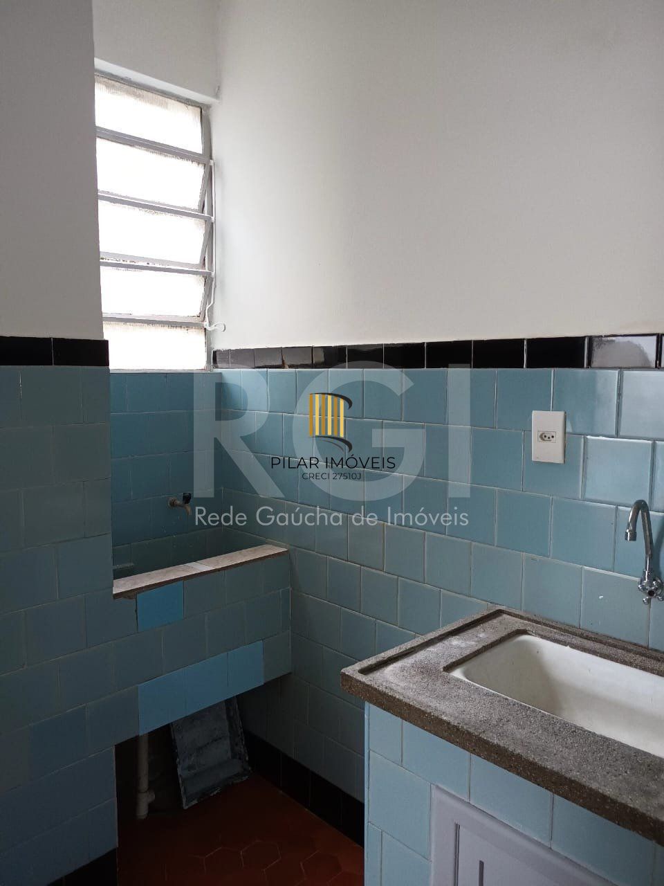 Apartamento JK para Venda - com pátio - Cidade Baixa