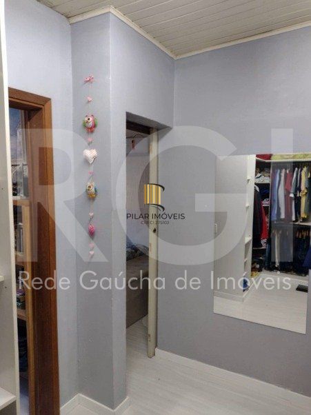 Casa à venda com 3 quartos e garagem 2 carros!