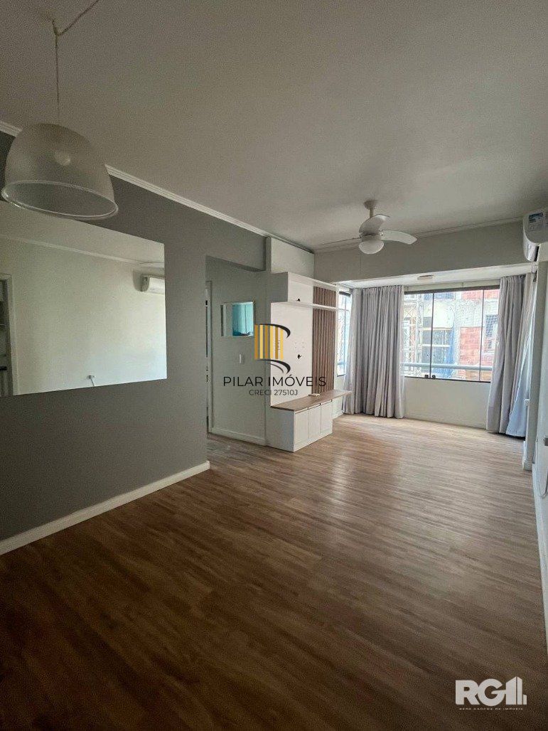 Apartamento-2 dormitorios-Cidade Baixa.