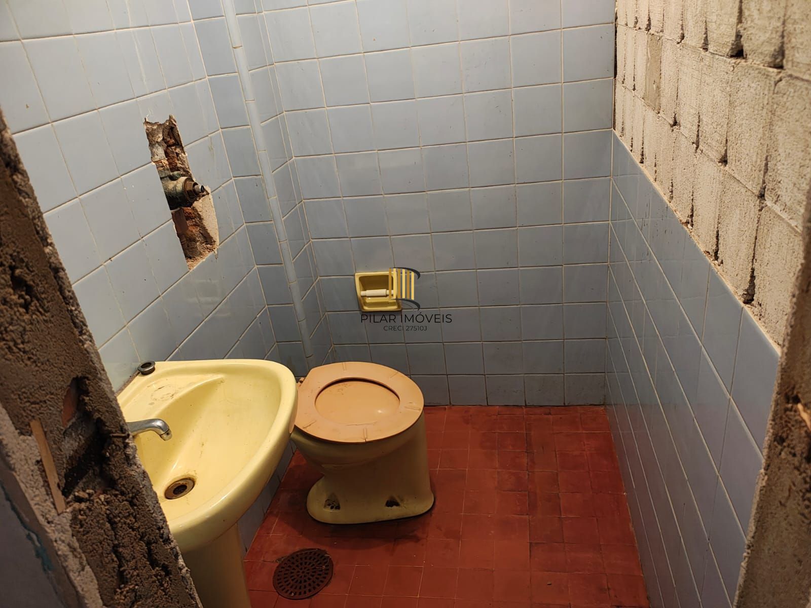 Apartamento 3 dormtórios de frente  bairro Bom Fim- Porto Alegre