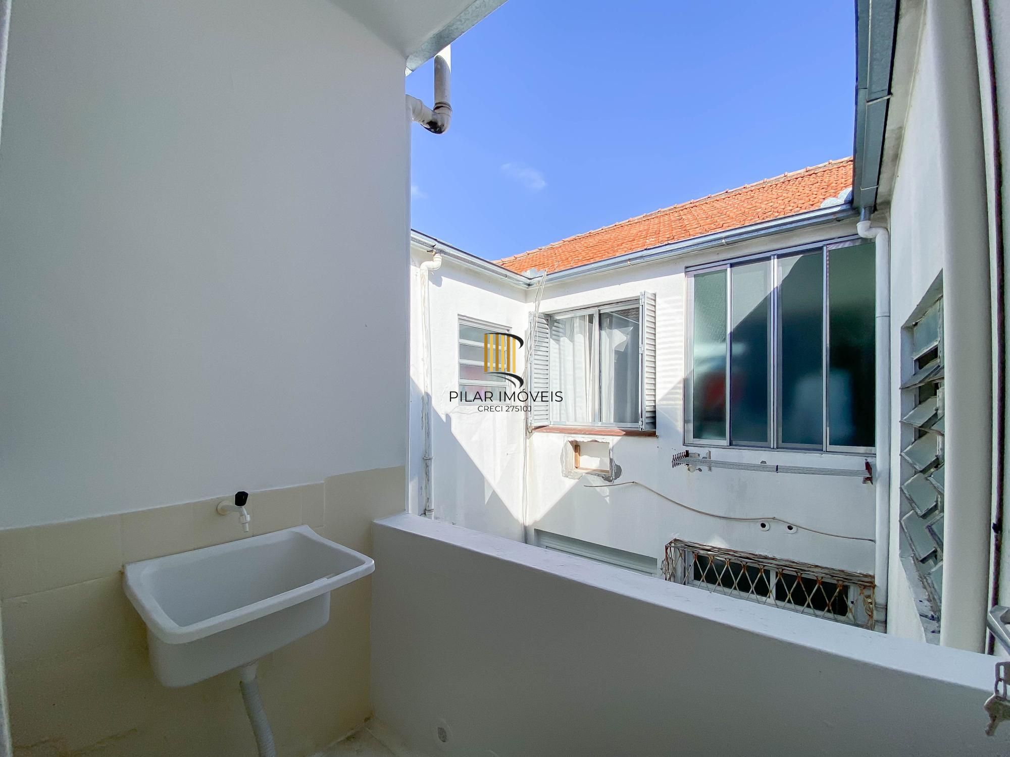 APARTAMENTO 2 DORMITÓRIOS - BAIRRO AZENHA