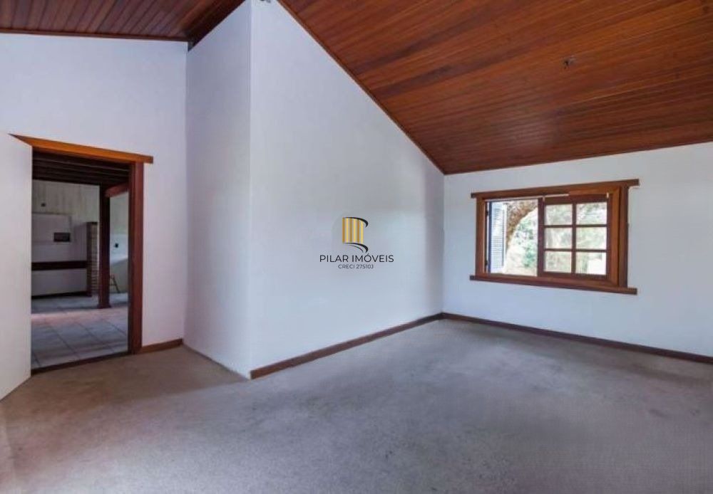 Casa 4 dormitórios no bairro Jardim Sabará