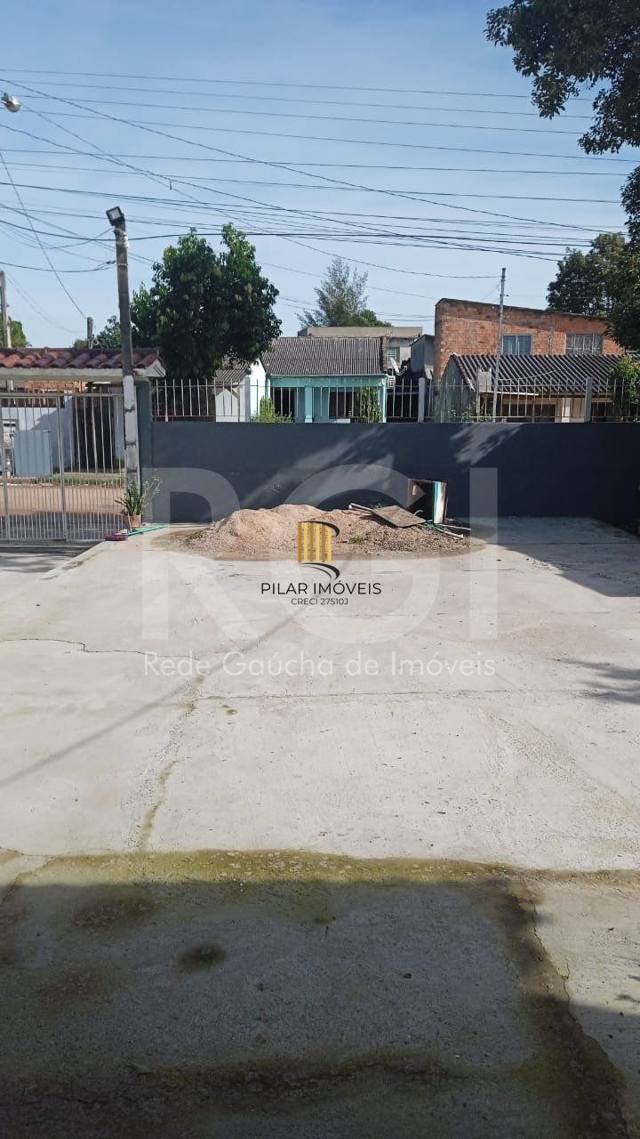 Casa para Venda - 90m², 3 dormitórios, 4 vagas - Maria Regina