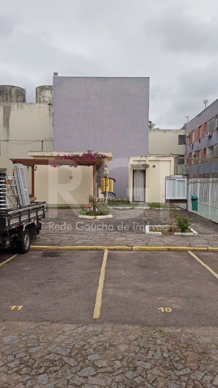 Apartamento para Venda -  2 dormitórios, 1 vaga - Tristeza