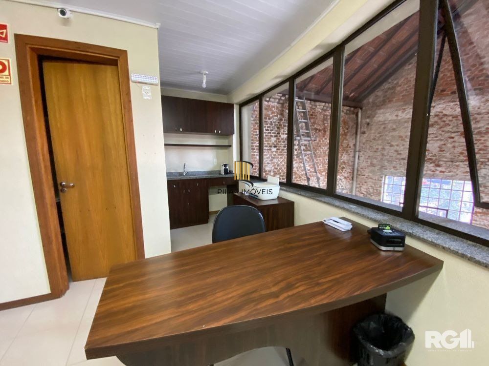 APARTAMENTO 2 DORMITÓRIOS COM VAGA DE GARAGEM COBERTA! CÓD.390235