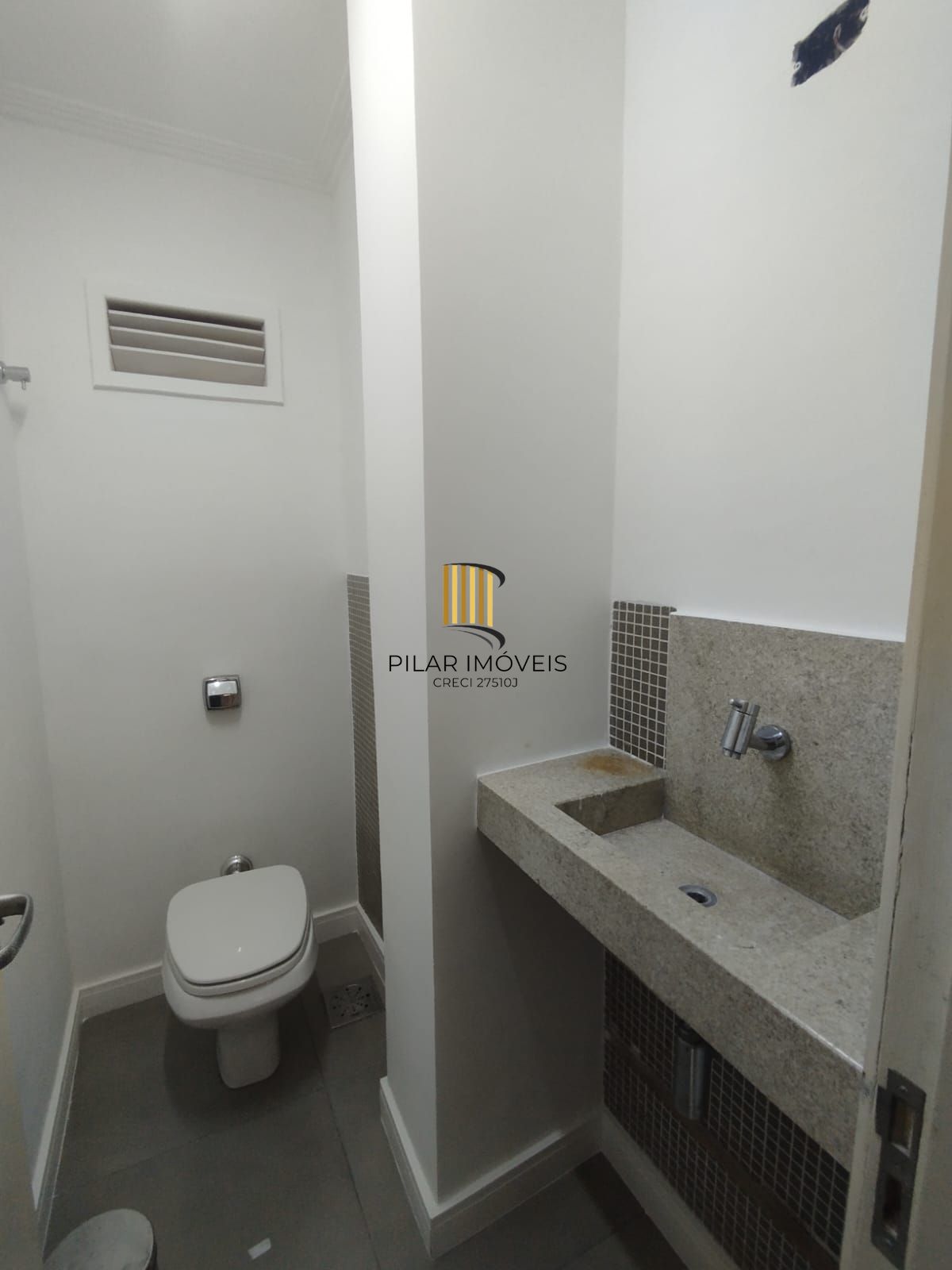 🏡 Apartamento com 3 dormitórios e vaga de garagem na João Pessoa – conforto e praticidade no coração de Porto Alegre!