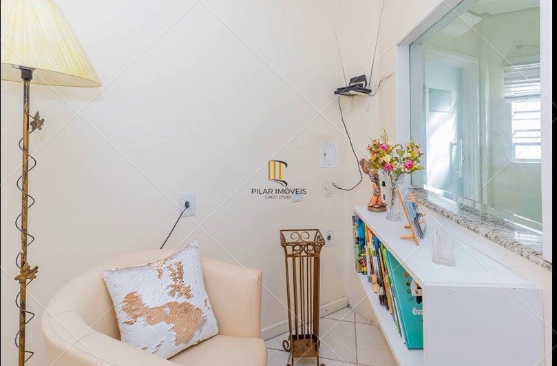 Vende Sala comercial no Centro Historico