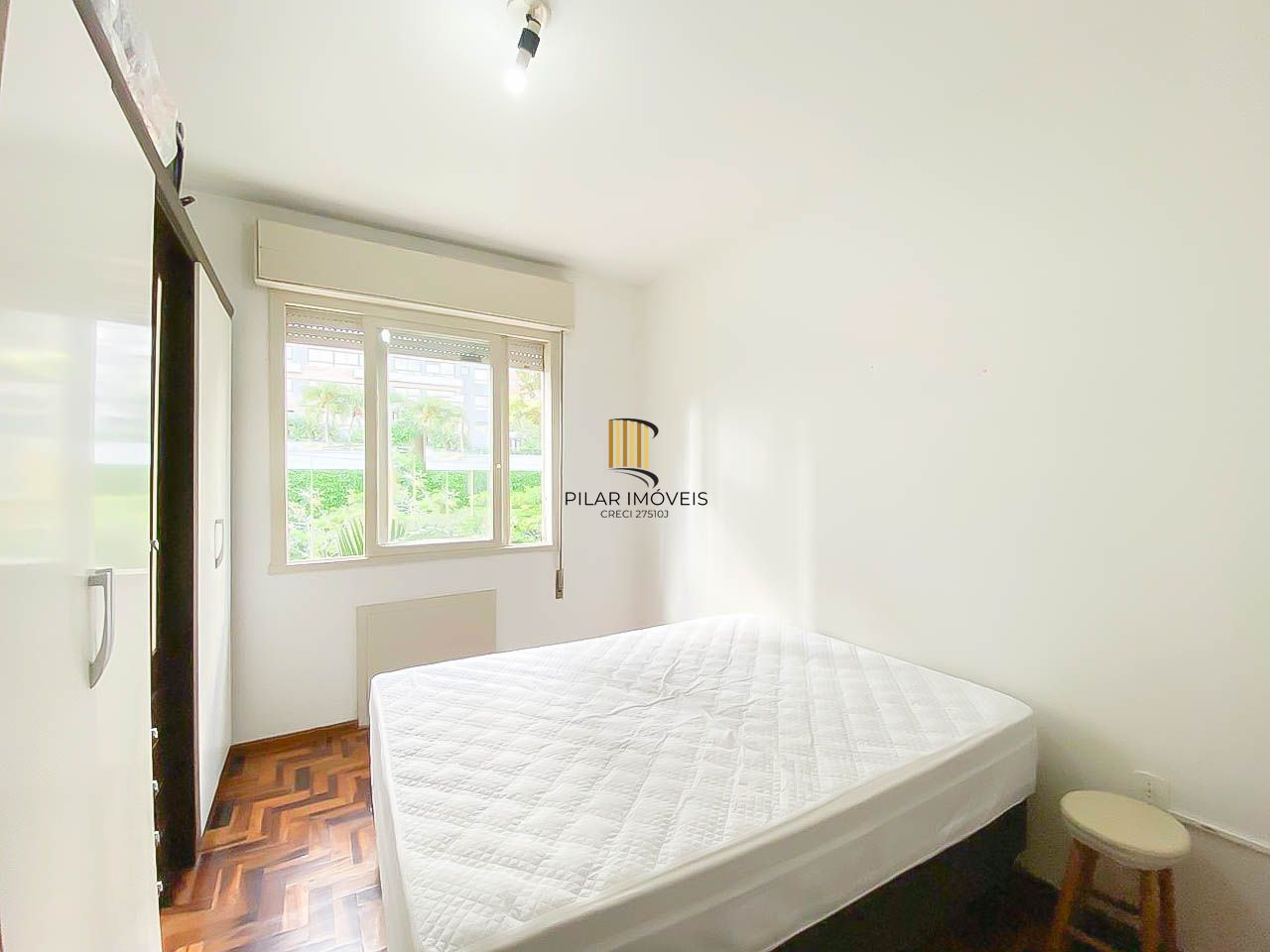 Duplex à venda no Rio Branco com 2 dormitórios, salão privativo e 2 vagas