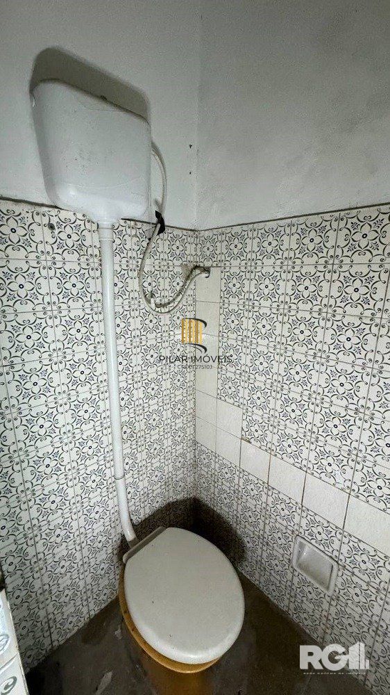 EXCELENTE OPORTUNIDADE LOJA NA AV. JOÃO PESSOA DE 135M² PRIVATIVOS. CÓD RP389908